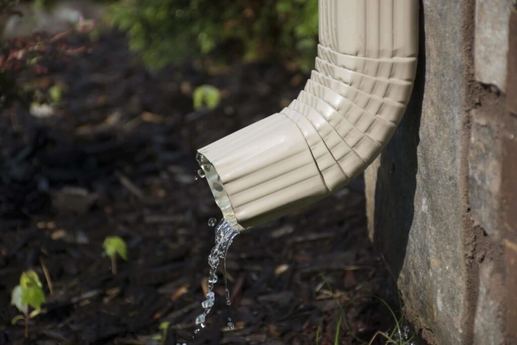 basement waterproofing - Mastering the Art of Basement Waterproofing: A Comprehensive Guide to Ensure a Dry and Resilient Living Space Faulty Gutters and Downspout