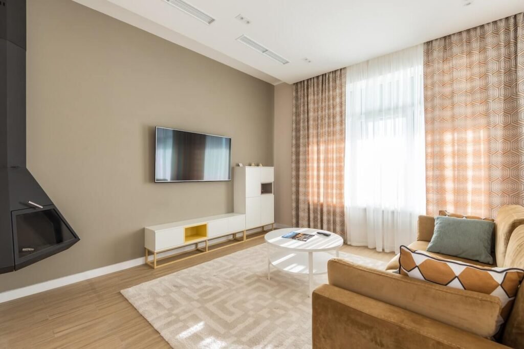 Home painting tips, professional painters, PaintMyWalls