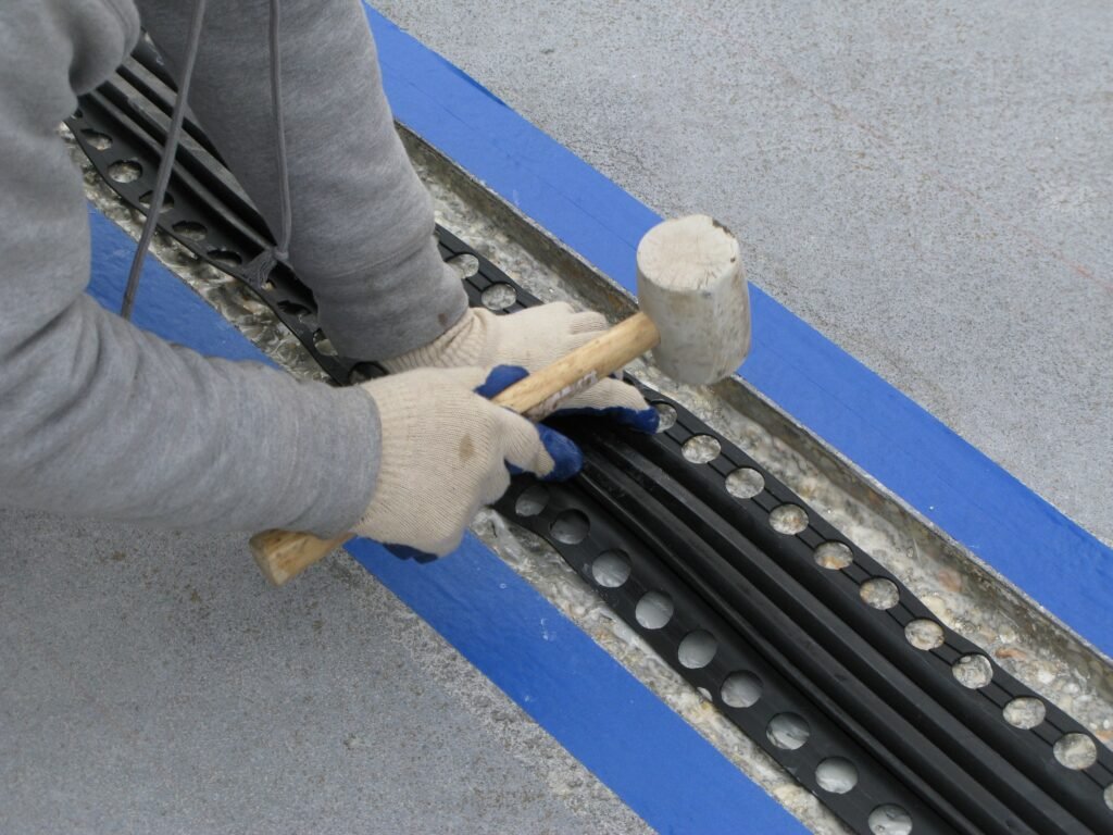 expansion joints - Defending Your Dwelling: Essential Steps to Shield Expansion Joints from Water Infiltration Installation process of expansion joints